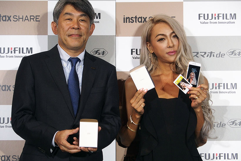 GENKINGも愛用! より速くより高画質になった新「スマホ de チェキ」の実力は!?