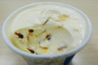 ↑すくったあとには、ヒョウ柄を思わせる断面が