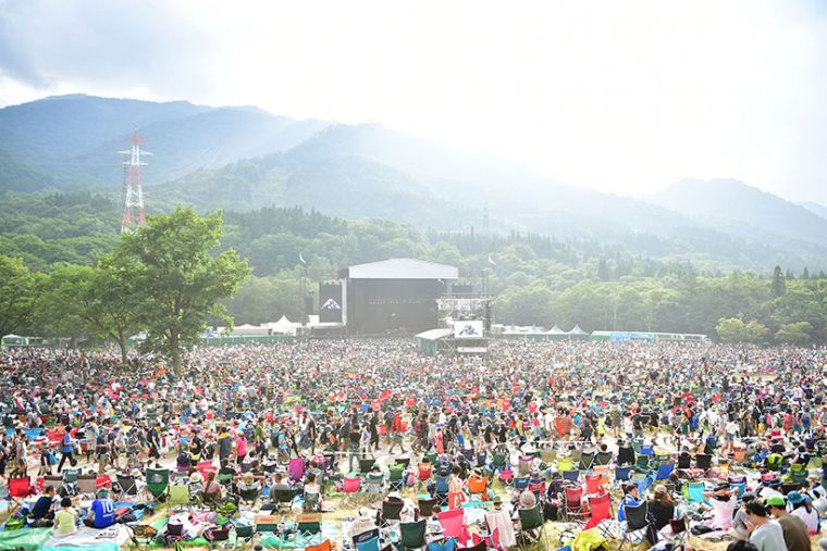 ↑約4万人を収容できる「GREEN STAGE」(写真 ©Masanori Naruse)
