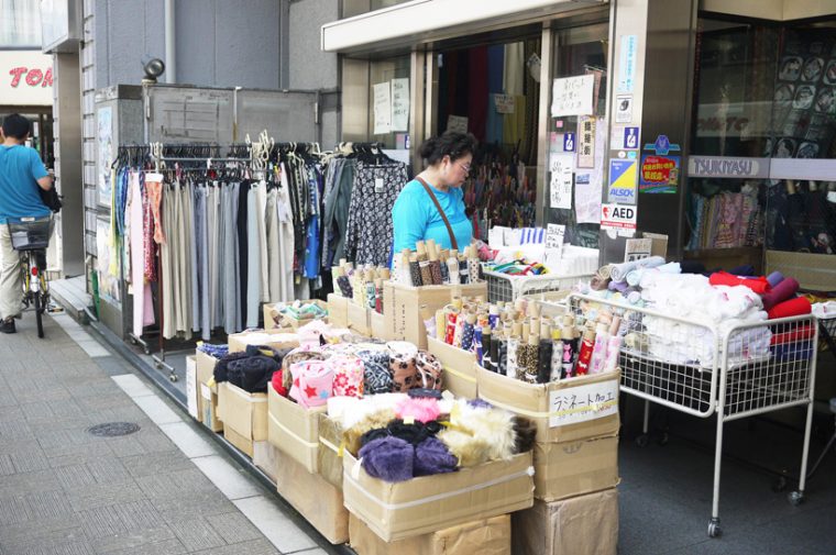 ↑一概に生地と言っても、用途によって向き・不向きがあるので、そこは店員さんに相談を