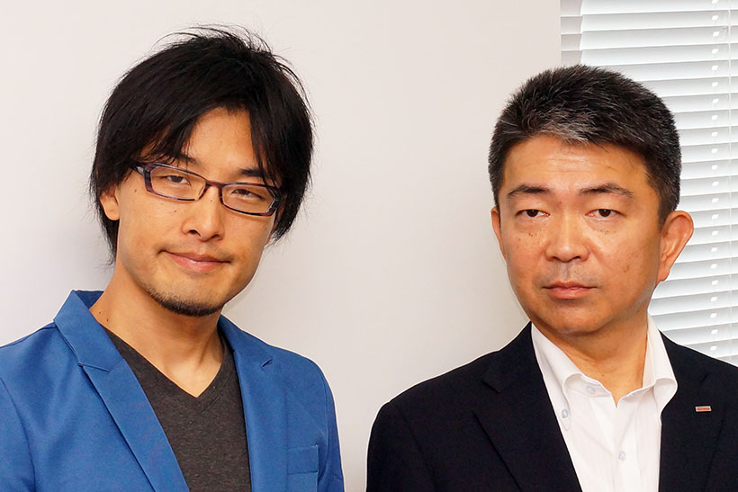 ↑Cerevoの岩佐社長(左)とNTTドコモの德広移動機開発部長(右)