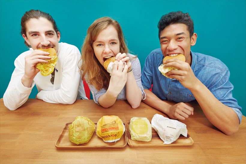 有名店のチーズバーガーをアメリカ人が判定! 米国人が納得する本当に旨いハンバーガーとは？