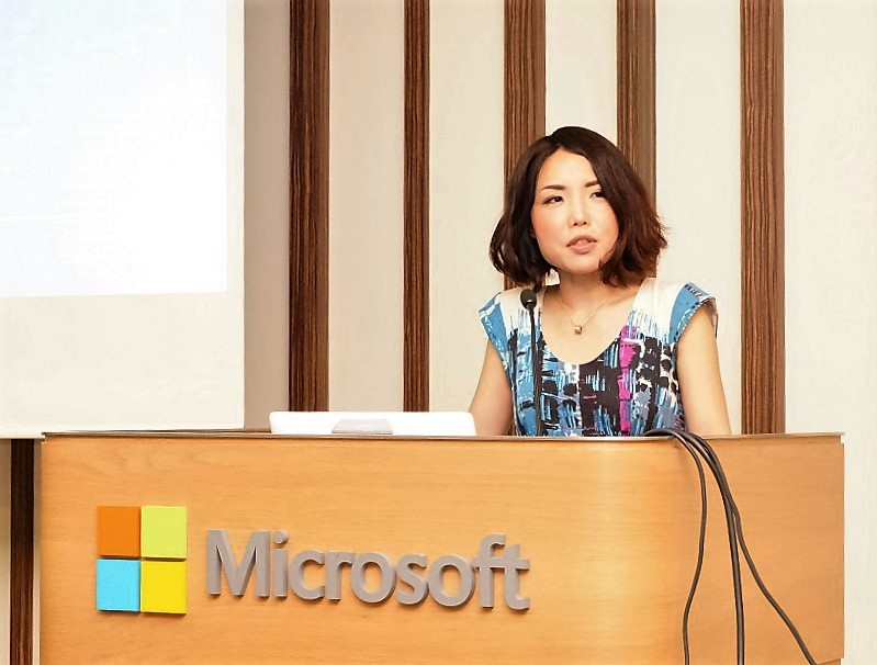 ↑Windows 10へのアップデートの成功やAnniversary Updateの有用性を語る日本マイクロソフト三上智子氏