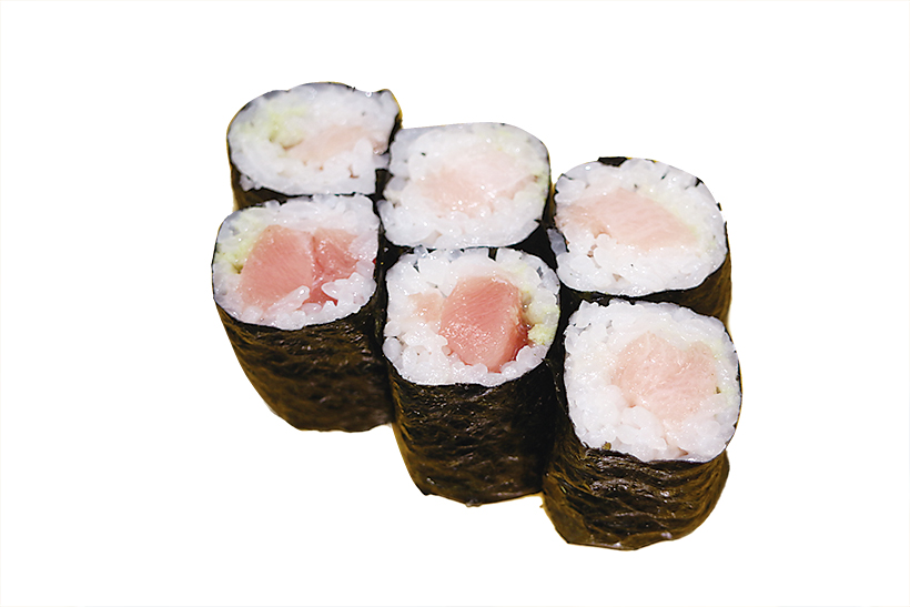 ↑とろ鉄火巻き(245円) 脂が濃厚で、あと味に軽 さがあるとろを細巻きに。 とろの脂とシャリの酸味が 口の中で見事に溶け合う。高級のり使用で香りもいい