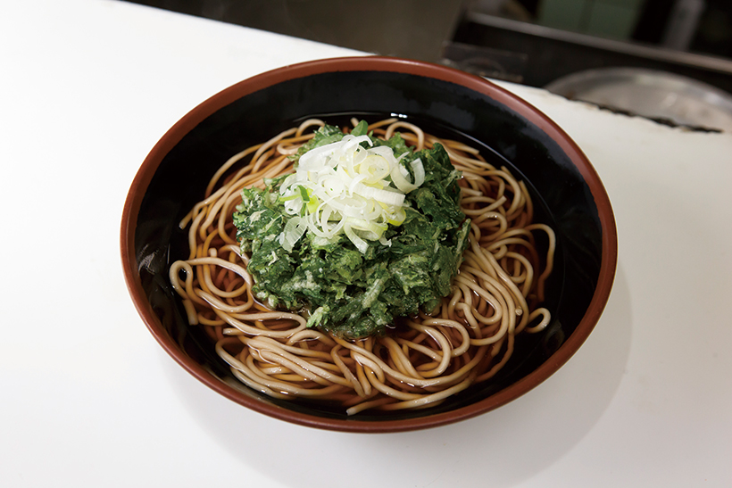 【昼は立ち食いそば】毎日訪れる常連客の多さが本物の証! 昔ながらのそばが楽しめる新丸子「山七」