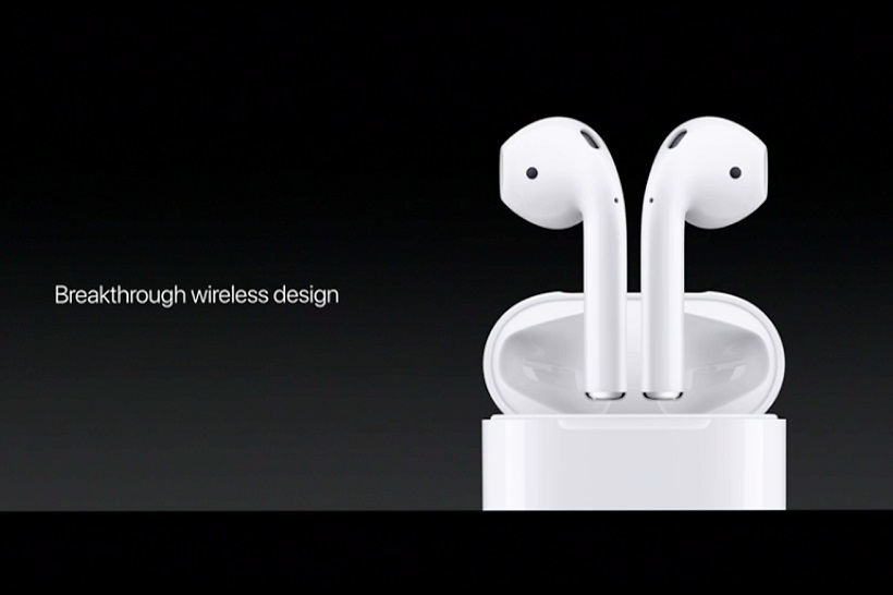 ↑ワイヤレスの「Air Pods」が別売で用意されます