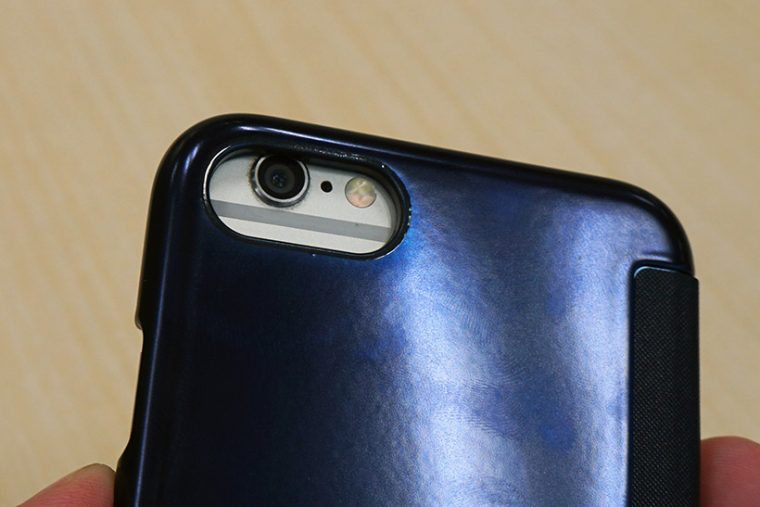 ↑iPhone 6にiPhone 7用ケースを装着したところ