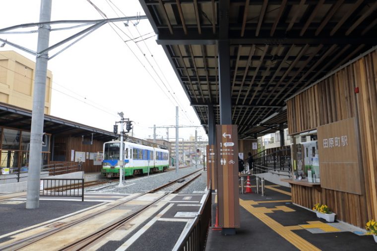 ↑田原町駅は福井鉄道とえちぜん鉄道の接続駅。大きく改造され、相互乗り入れが可能になった