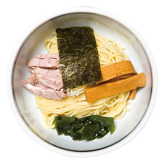 ↑つけめん(750円) 動物性の油は一切使っていないが、出汁のうまみで満足感を出す。必要以上にあっさりさせないことが、同店のテーマだ