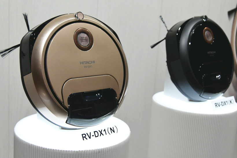 日立、ロボット掃除機参入に「なぜいまさら?」の声ーー「小さなボディ」は市場に受け入れられるのか?