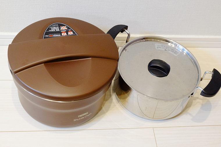 今回使ったのは容量は3~5人分が作れるファミリー向けのサイズ