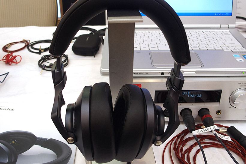 ↑テクニクスブランドのEAH-T700