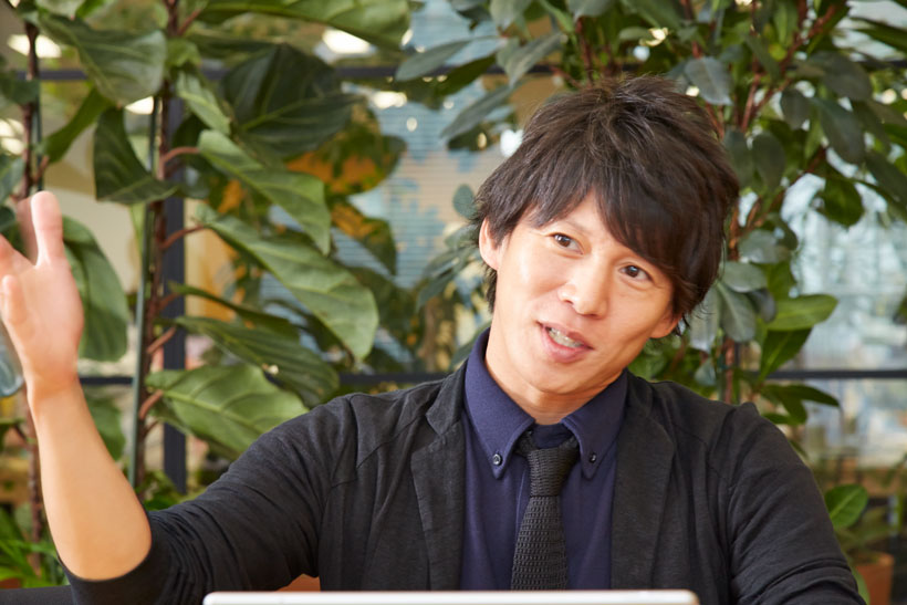 現場の叩き上げから38歳で統合新会社のトップに――宅配水業界の風雲児・萩尾陽平社長が語る「営業を強くする秘訣」