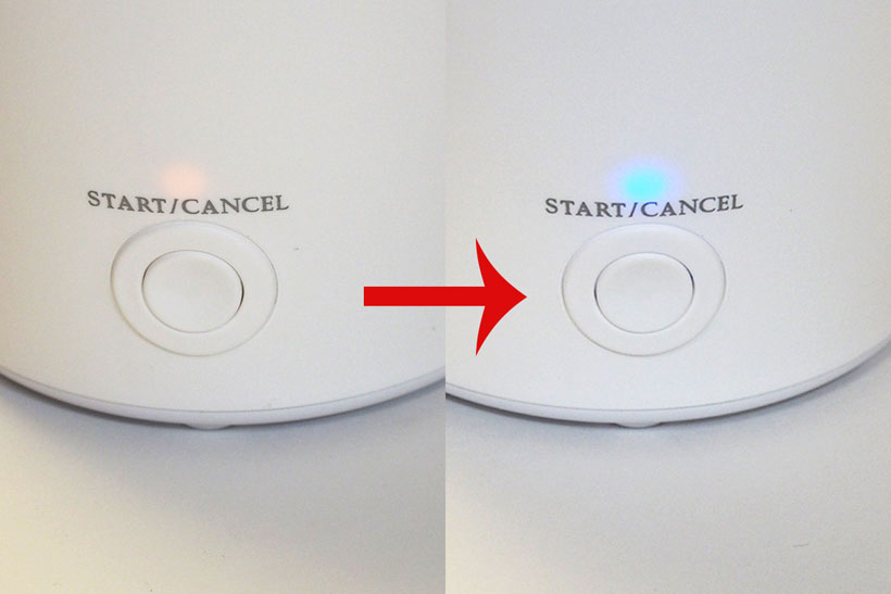 ↑ボタンは一つだけと操作がシンプル。調理中はLEDが青、調理が終わるとオレンジ色に変化するので、調理終了がひと目でわかります