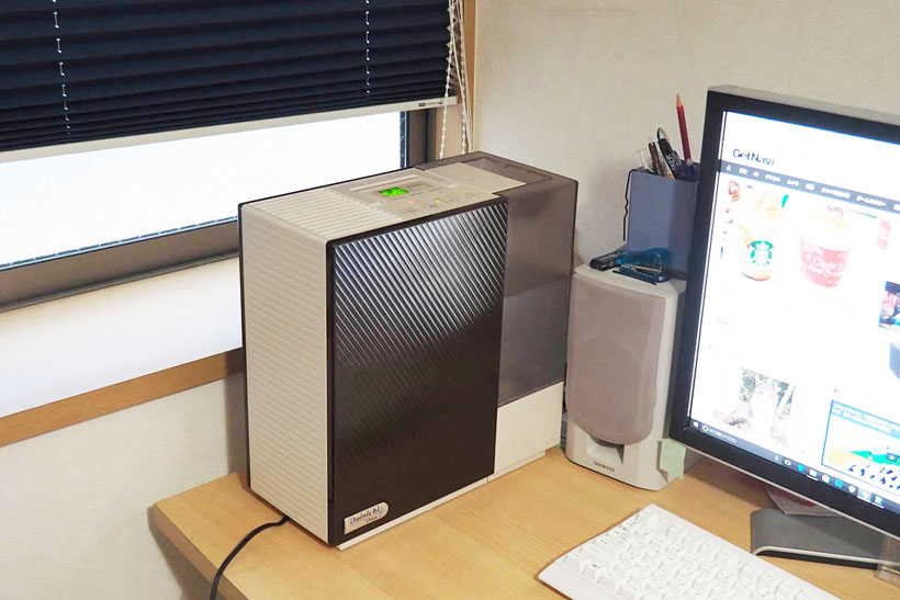 ↑コンパクトなので寝室やパソコンの横など、限られたスペースにも設置できます