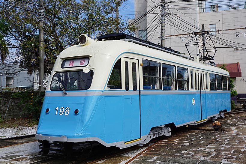 ↑198号車は元ノルウェーのオスロ市電。クラシックなスタイルが魅力だ