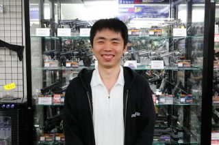 ↑ガイドを務めてくれたフォートレス秋葉原店のリックさん
