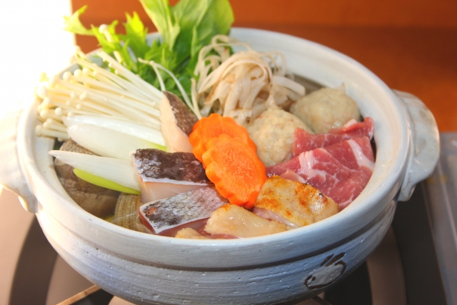 寒い冬こそ鍋がウマイ！ コストコ食材でお肉たっぷりの豪華鍋はいかが？