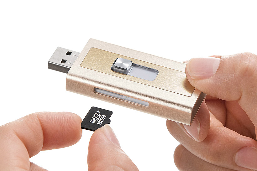 ↑microSDカードに対応