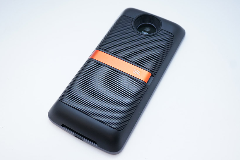 ↑JBL SoundBoostを装着したところ