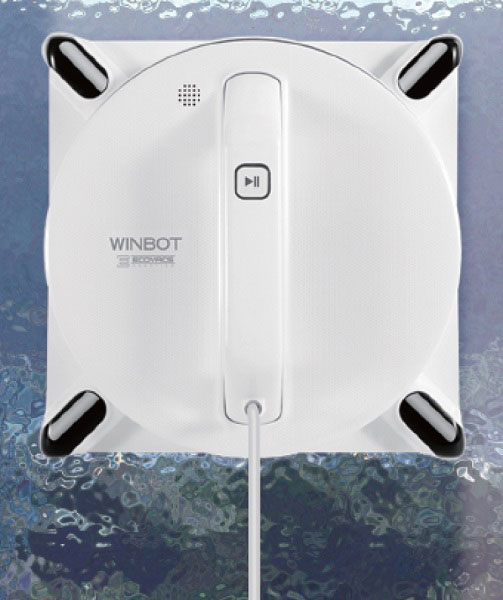 ↑エコバックスの最新機種「WINBOT950」。直接の競合となる