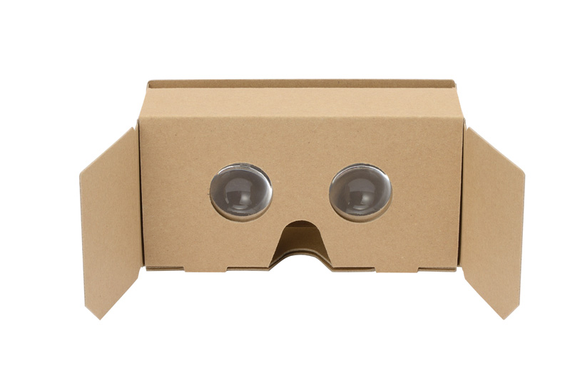 2000円前後で買える! 激安VR機器2製品で「できること・できないこと」