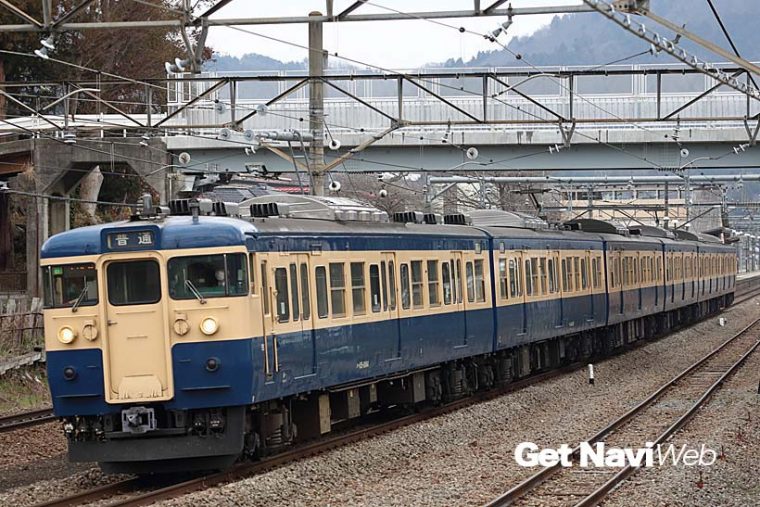 ↑長年にわたり中央本線を走り続けた横須賀色の115系。2015年11月をもって全編成が姿を消した