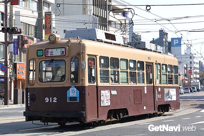 ↑元大阪市電の900形。1900形と同じように車体の側面に元大阪市電であること示すプレートが付く