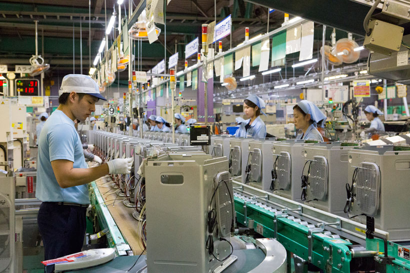 ↑ダイニチの工場のスタッフはすべてが正社員