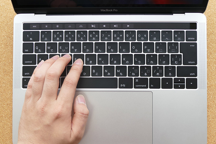 ↑MacBook Proのキーボード