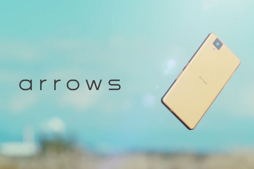 撮影時間は0.5秒! 不思議な映像でタフさをアピールする富士通「arrows NX F-01J」のCMがおもしろい