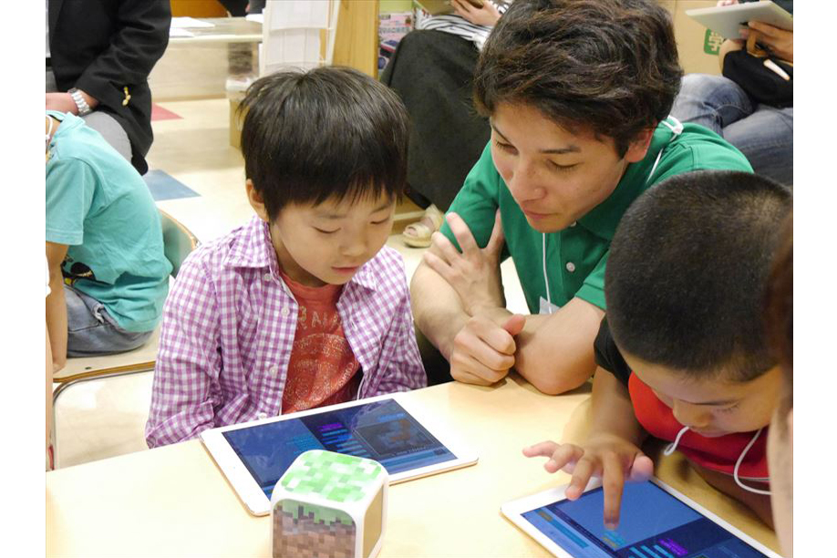 大人気ゲーム「マインクラフト」を使ったワークショップで「プログラミング」の第一歩を踏み出そう！