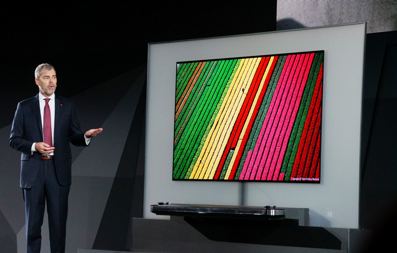 【CESまとめ】2017年は有機EL、4K/HDRテレビが熱い! CESに展示された話題のテレビを振り返る