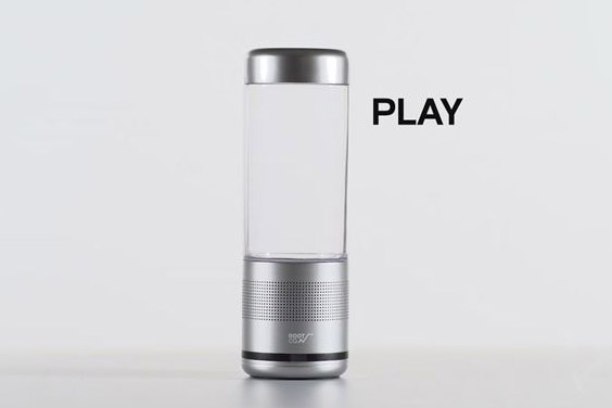 アウトドアが楽しくなる! 5in1ランタンスピーカーボトル「PLAYFUL BASE」