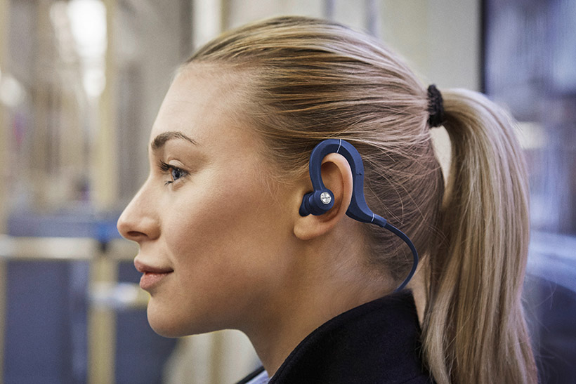 音質と装着性がパワーアップ! デノンのスポーツ向けBluetoothイヤホン「AH-C160W」