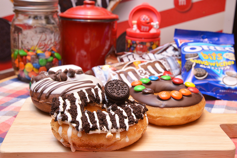 クリスピー・クリーム・ドーナツがオレオ、M&M’S、ハーシーと豪華タッグ! バレンタイン市場に本気で参戦