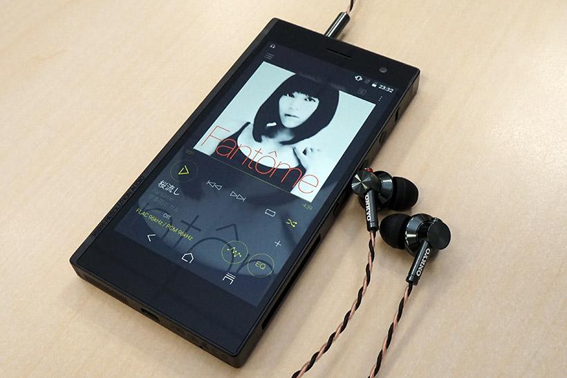 すべての音楽好きに捧げる前代未聞の高音質設計! オンキヨーのハイレゾスマホ「グランビート」がスゴい5つのポイント