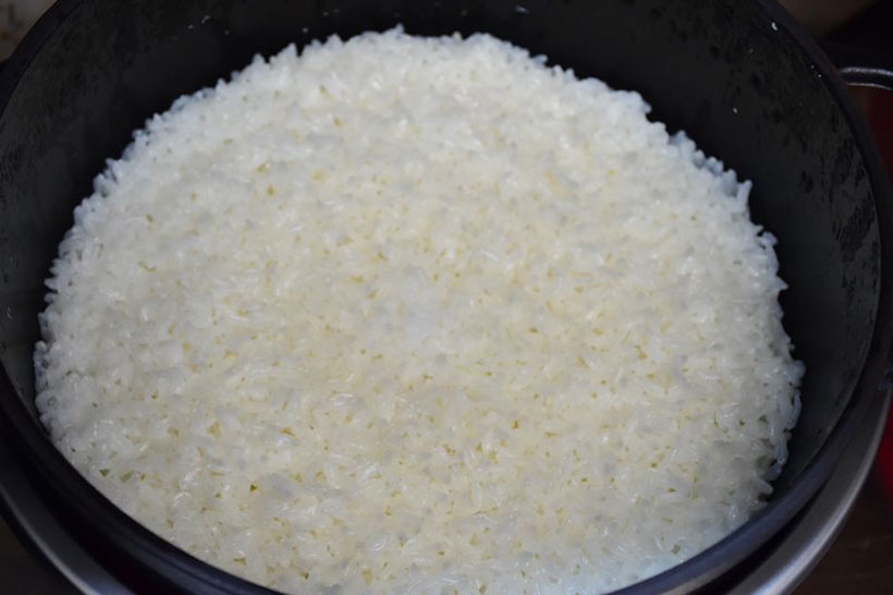 ↑炊飯モードで白米が炊き上がったところ