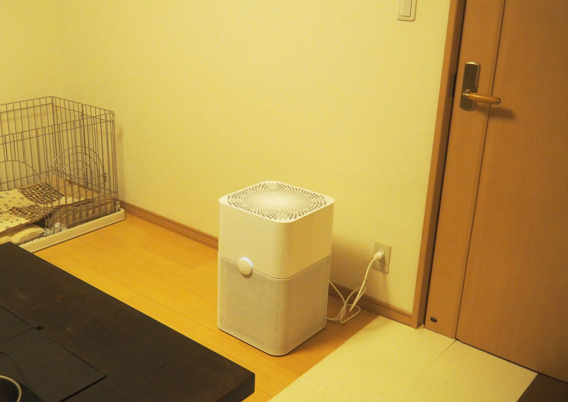 ↑6畳の閉め切った部屋でスモークを炊き、最大風量にしたParticleを使用したところ。なんと約7分で煙がほとんど見えなくなりました