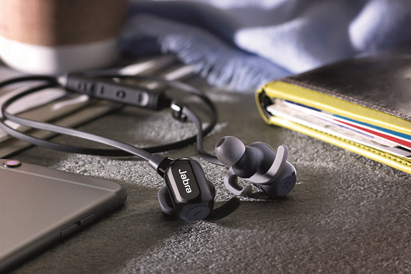 3種類の装着方法を選べるBluetoothイヤホンって何? 「Jabra Halo Free」は耳にぴったりフィット