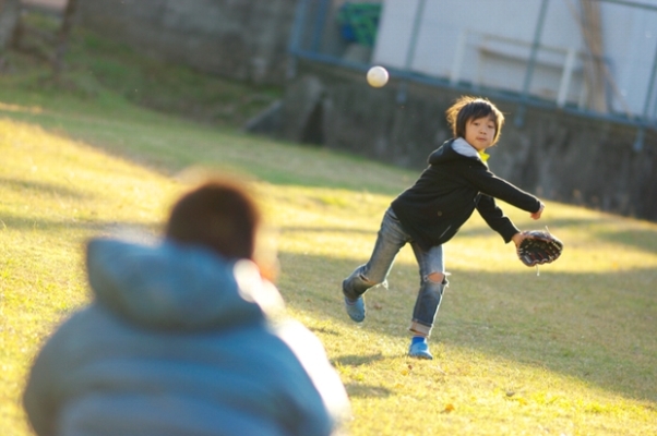 子どもの運動能力を伸ばすには“脳”を鍛えるべき？ スポーツと学力の関係性