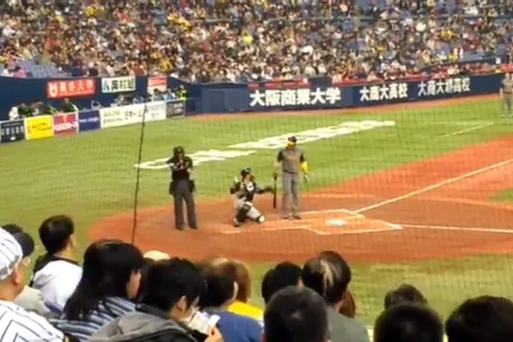 やはり世界レベル! WBCオーストラリア代表が日本の名物球審に思わず反応