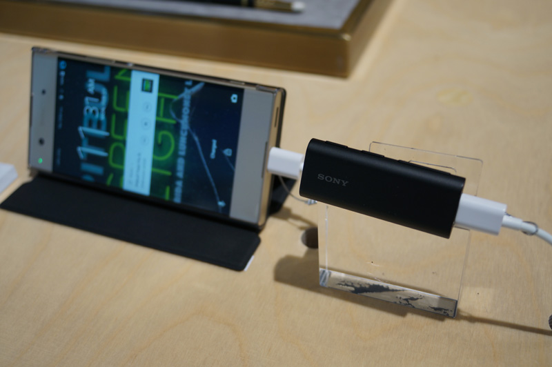 ソニーが出展したもう一つのオーディオ関連のプロトタイプ「Xperia Bluetooth Headset with Speaker」