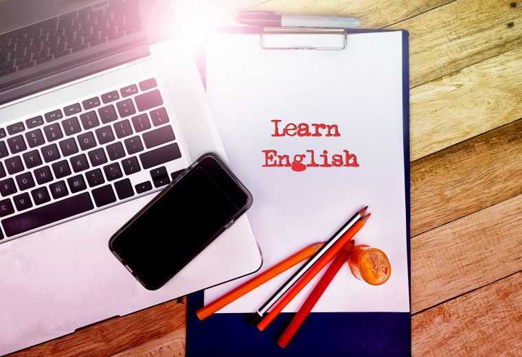 今年こそ英語を喋りたい! リビングでできる英語力向上プログラム