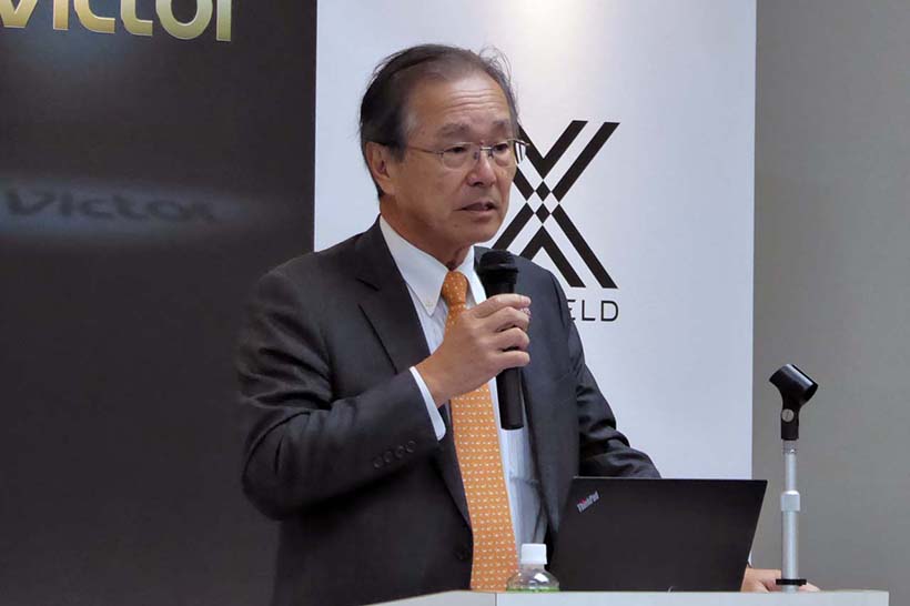 ↑ビクターブランドの復活について、その背景を語る同社代表取締役社長 兼 CEOの辻孝夫氏