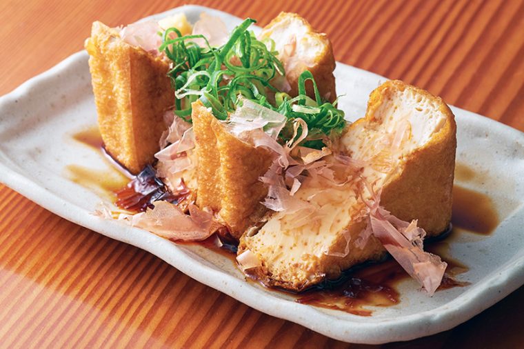 ↑厚揚げ。2016年の施策により、大豆も国産100%になったことで登場した逸品