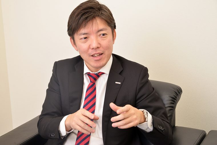 ↑営業部・TCC(鳥貴族カムレードチェーン)事業部担当 山下陽取締役