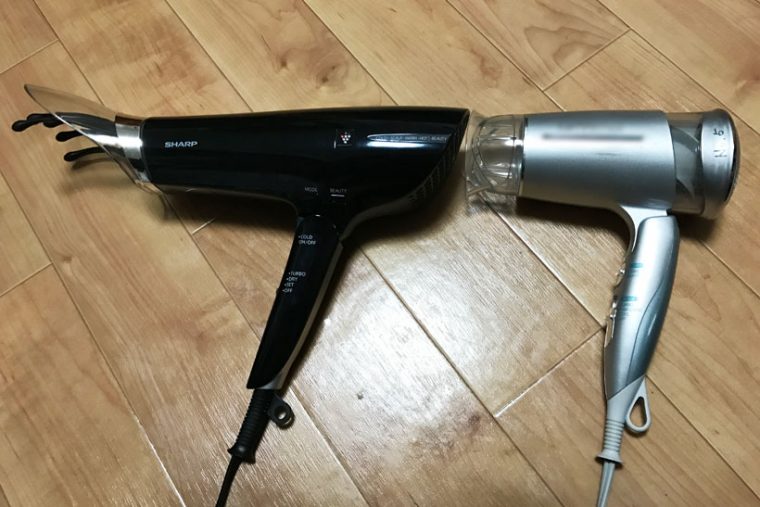 ↑いままで使っていた機種(右)との比較