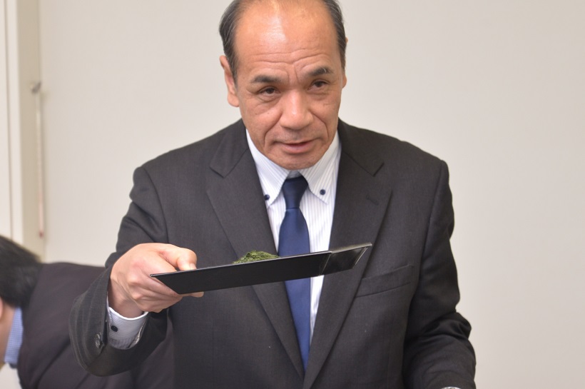 ↑福寿園茶匠・谷口良三さん。発売当初から、使用する茶葉の責任者を務める伊右衛門のマスターブレンダー