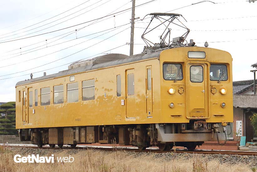 ↑小野田線や宇部線の日中の電車に使われる123系電車。かつての荷物電車が改造され造られた